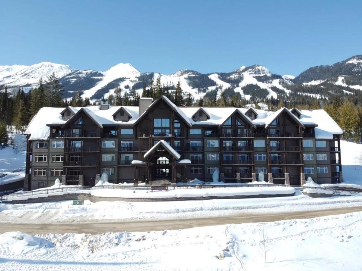 Fully Renovated Ski-In/Out Loft With Private Hot Tub! Golden Eksteriør bilde